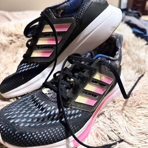 Adidas Women’s Size 7.5